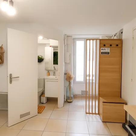 Retour De - La Bonne Marienne - La Madeleine Apartment *