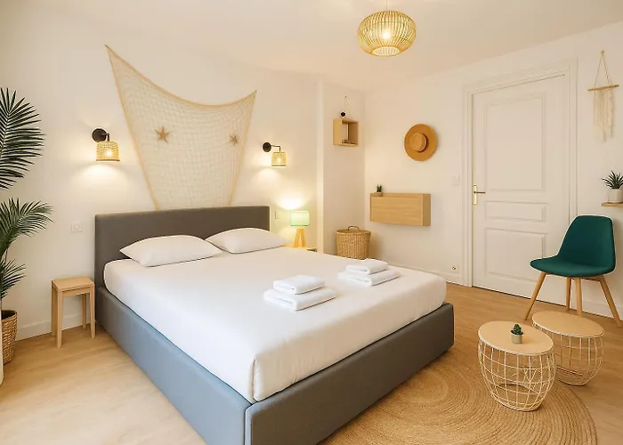 Retour De - La Bonne Marienne - La Madeleine Daire *